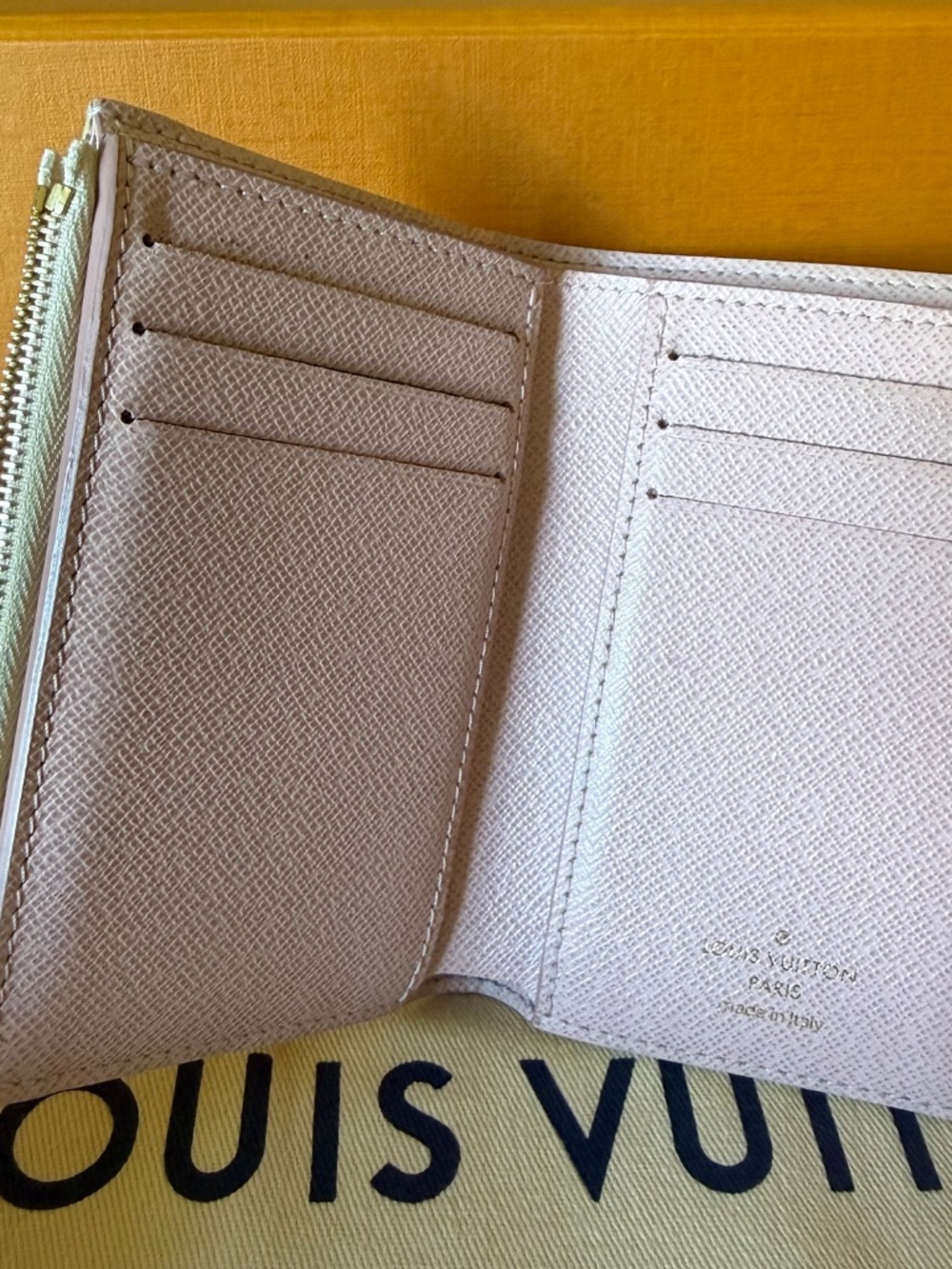 Louis Vuitton Victorine Wallet Damier Azur - Picture 12 of 17